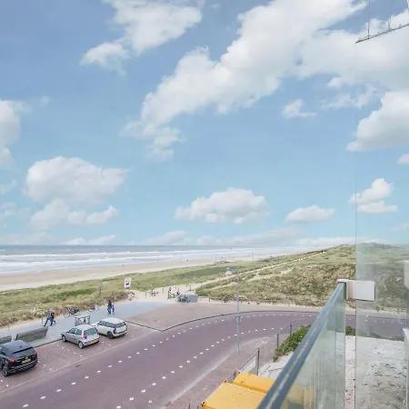 Luxury With Sea View In A On The Boulevard Of Egmond * Egmond aan Zee
