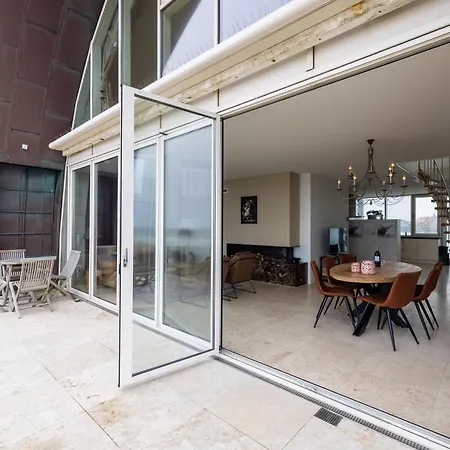 Luxury With Sea View In A On The Boulevard Of Egmond *
