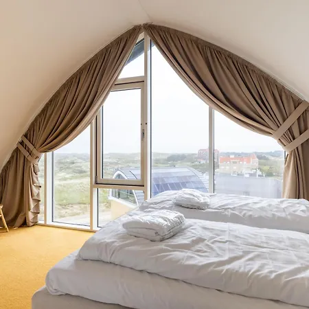 In Egmond With Sea Views