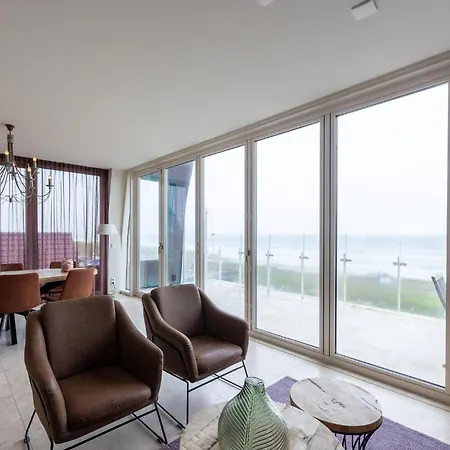 Luxury With Sea View In A On The Boulevard Of Egmond Apartment