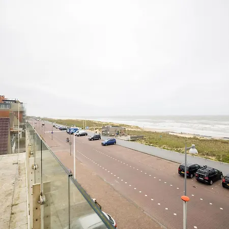 Luxury With Sea View In A On The Boulevard Of Egmond Apartment Egmond aan Zee