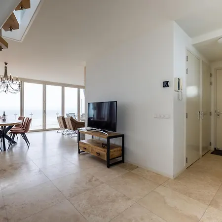 Luxury With Sea View In A On The Boulevard Of Egmond