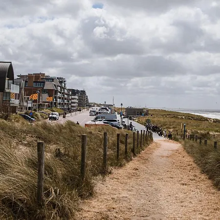 Apartment Luxury With Sea View In A On The Boulevard Of Egmond