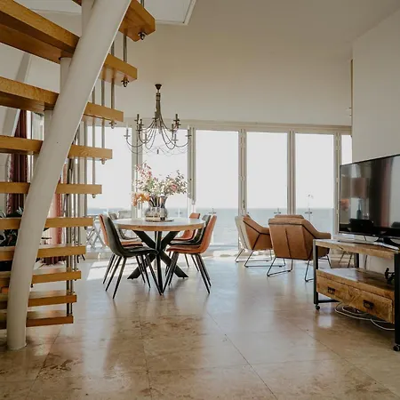 In Egmond With Sea Views *