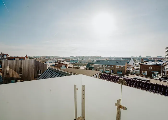 In Egmond With Sea Views